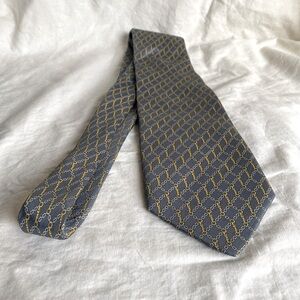 Longobardi Men’s 100% silk Gray Necktie w/ Chains-58”